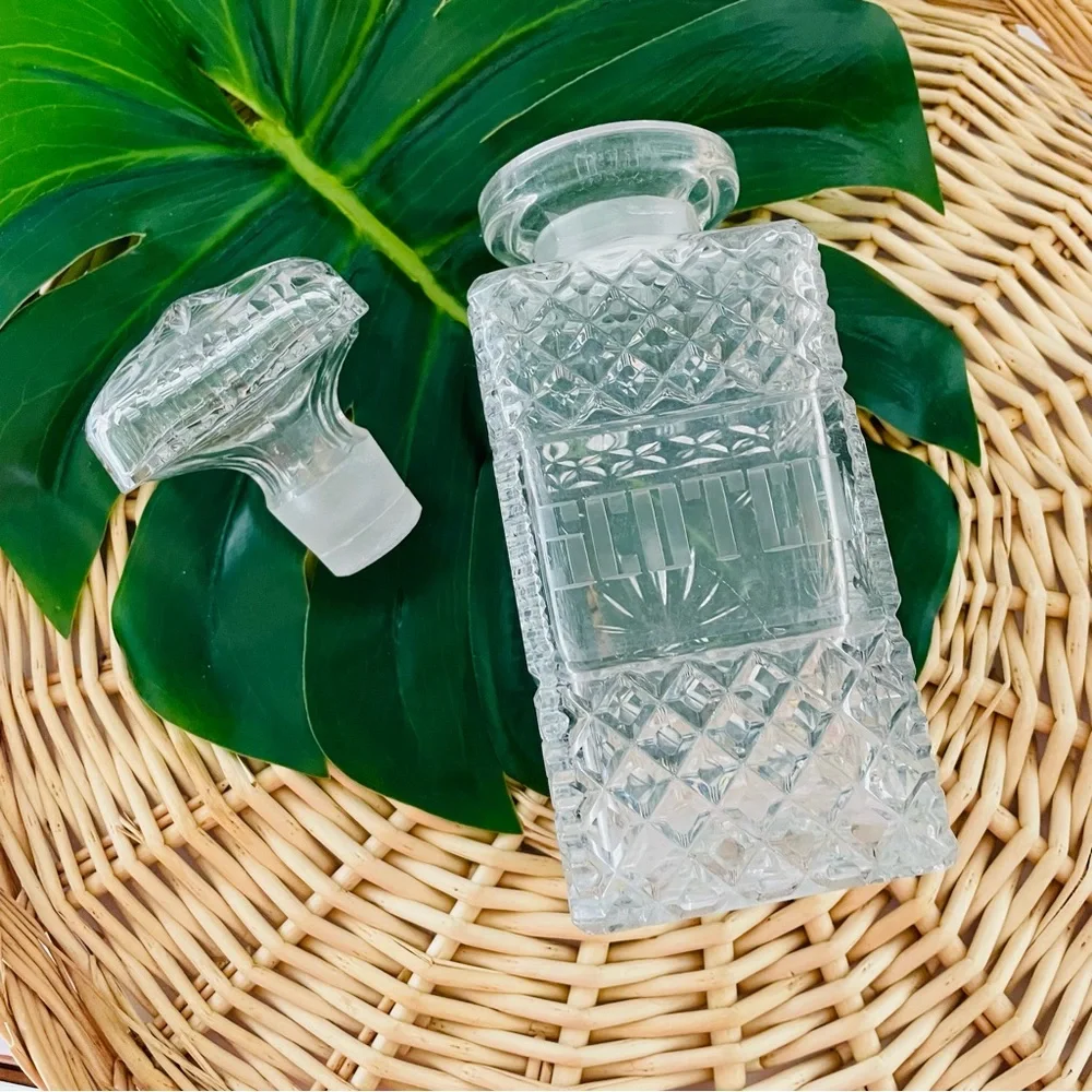 Vintage crystal Mid-Century Modern “Scotch” etched liquor Decatur with lid